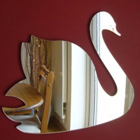 Swan Mirror 35cm