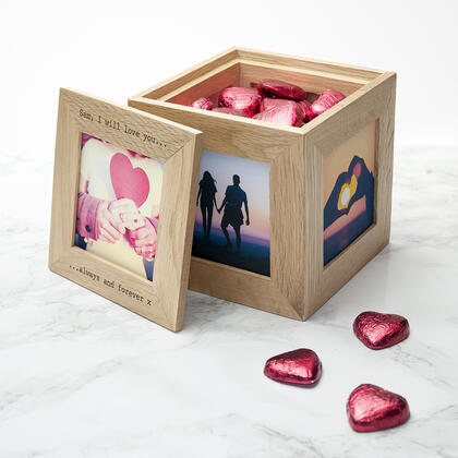 30 DAYS OF KISSES Personalised Oak Photo Cube with Chocolates